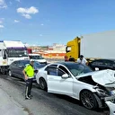 Balıkesir'de dört aracın karıştığı zincirleme kaza