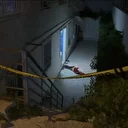 Madde etkisindeki kadın polise saldırı: Bacağından vurularak durduruldu