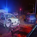 İki hafif ticari araç çarpıştı: Yaralılar var