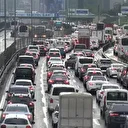 İstanbul'da haftanın son iş gününde trafik yoğunluğu yaşanıyor