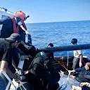 Yunanistan’ın geri ittiği 35 düzensiz göçmen kurtarıldı