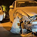 Park halindeki 2 araca çarpan otomobil sürücüsü olay yerinden kaçtı