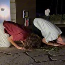 İtalyan tiyatrocu ilk kez namaz kıldı: “İnşallah Gazze’de Müslüman olursun”