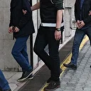 İzmir'de FETÖ operasyonunda 10 şüpheli yakalandı