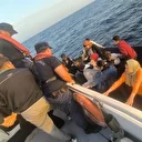 Ege Denizi’nde kaçış son buldu: 58 göçmen yakalandı