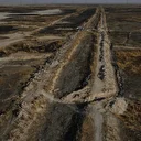 Şam'da korkunç görüntüler: Muhalif savaşçıların gömüldüğü değerlendirilen bir toplu mezar daha bulundu