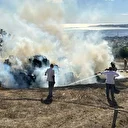 Saman balyaları yüklü ahırda yangın: Ekiplerin müdahalesiyle söndürüldü
