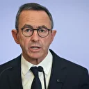 Reconnaissance de l'État palestinien par la France : Retailleau interdit les drapeaux palestiniens sur les mairies