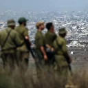 Gaza: des soldats israéliens arrêtent de nombreux Palestiniens