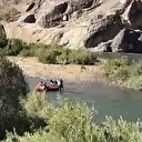 Beyhan Barajı’nda kapaklar açıldı: 4 kişi mahsur kaldı