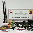 Ev değil cephanelik: 60 yaşındaki şahıs tutuklandı