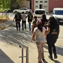 Manisa’da 3 firari şahıs aynı evde yakalandı