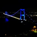 FSM ve Yavuz Sultan Selim köprüleri maviye büründü