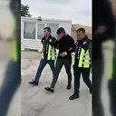 Ankara’da elinde sopayla trafiği tehlikeye atan sürücü yakalandı