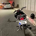 Kazada yola savrulan sürücü yaralandı