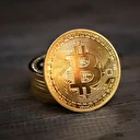 Cryptomonnaies: les arnaques se multiplient en Europe et aux États-Unis