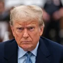 Trump'tan Venezeula'ya: Uçaklarınızı düşürürüz