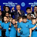 18 milyon öğrenci ders başı yaptı: Cumhurbaşkanı Erdoğan yeni eğitim öğretim yılının ilk ders zilini çaldı