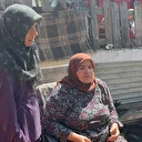 Çöp yakıldığını sandı evinin yandığını görünce panikle itfaiyeyi aradı