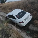 Yoldan çıkan otomobil şarampole devrildi: 1 yaralı