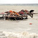 Çanakkale'de fırtına deniz ulaşımı aksatıyor