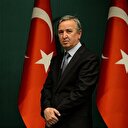 Bürokraside ilk seçim istifası