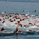 85 yaşında 3 bin metre yüzdü