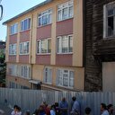Üsküdar'da çatlaklar oluşan bina boşaltıldı