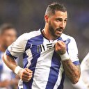 Q7 ve Rhodolfo imzaya geliyor