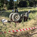 Traktör devrildi: 1 ölü 3 yaralı