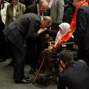 Erdoğan: 'Annelerin ayaklarının altı öpülür, ben öptüm'