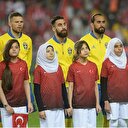 Suriyeli çocukların milli maç heyecanı