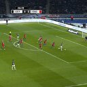 Gomez'in golü hakeme takıldı
