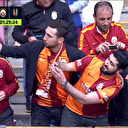 Arena'da 'selfie' yarışı