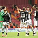 Tek büyük vardır o da Beşiktaş'tır