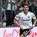 'Gomez gidiyor, Beşiktaş İngiltere'den bir oyuncuyla anlaşmış'