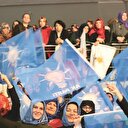 'Kutlu yürüyüşe devam'