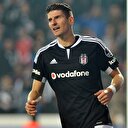 Gomez'in yerine iki alternatif