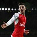 Mesut Özil'den Arsenal'e flaş cevap