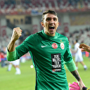 Muslera Hagi'nin rekoruna göz dikti