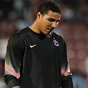 Sadece Esteban ile Akakpo kalacak