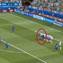 Fransa'dan anlamsız frikik