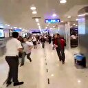 Havalimanındaki panik anları kamerada