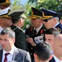 Kuvvet komutanları aynı karede