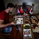 Şalgamla suşi yeşil çayla Adana kebap