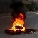 DAEŞ Musul'da lastik ve petrol yakıyor