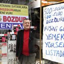 Esnaftan 'dövizi bozdur, oyunu boz' kampanyasına destek