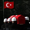 5 polis için cenaze töreni