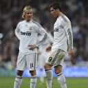 Guti: Barcelona acı çektiği için mutluyum