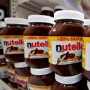 Nutella raflardan iniyor